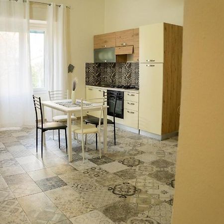Janas Apartment Порто Торес Екстериор снимка